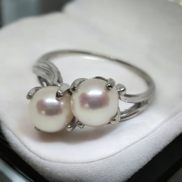 Jewelry - Vintage Elegant 10K White Gold  Pearl Ring Toi Et Moi Sz 6.25